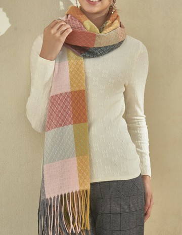 ★【喜芝梅】彩虹心弦 繽紛多彩格紋流蘇邊100%羊絨保暖圍巾(彩色；F) 224500818