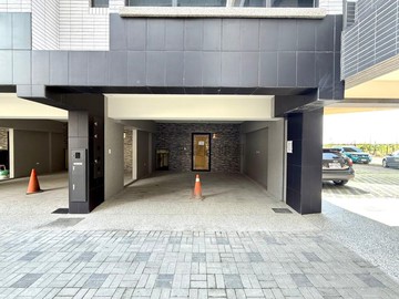 楊小扁~南科｜東家苑｜全新5樓電梯雙車墅｜台南市善化區東勢寮