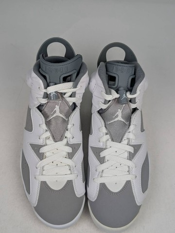 微瑕疵-左右腳中底鞋底泛黃鞋面鞋帶色差 CT8529-100 M8 Air Jordan 6 “ Cool Grey ” 酷灰 男款