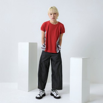 | 好的衣服・替你想好了| 流線靜場拼接棉料短袖