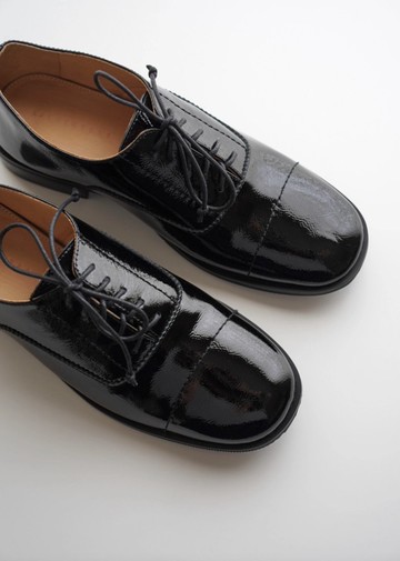 褶皺牛漆皮 / 學院風圓頭復古牛津鞋 / 手工製