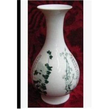 梅蘭竹菊玉壺春花瓶
