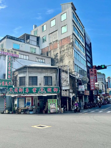 武昌街、林森路︱稀有釋出雙面臨路角窗店地｜新竹市東區東門段三小段