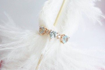 心形托帕石戒指，美麗的銀身體，鍍粉紅色刺骨。