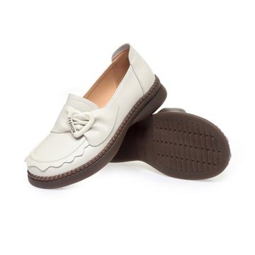 【MOM】真皮花邊愛心釦樂福鞋/真皮優雅花邊愛心釦一字帶樂福鞋 女鞋 米