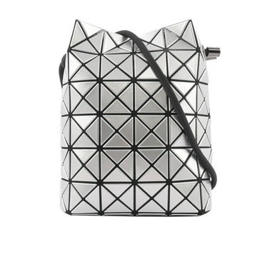 ISSEY MIYAKE BAO BAO WRING 亮面抽繩水桶包（銀色） _廠商直送