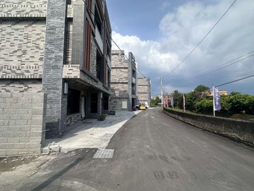 玖岩豐華全新交屋~璀璨養生科技別墅~多戶可選｜南投縣南投市華陽路