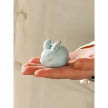 汝窯青瓷玉兔可愛兔子茶寵擺件精品高檔可養陶瓷茶玩筆架茶具配件