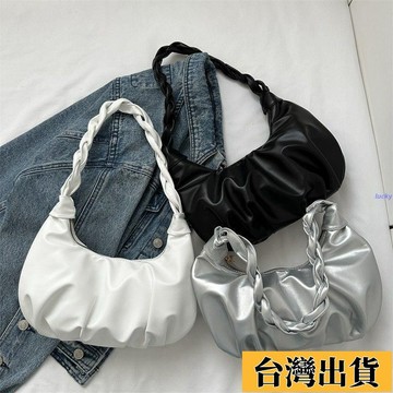 ⚡免運【新品上新】🌸【3814人收藏】新款洋氣云朵包小眾褶皺手提高級時尚質感外出斜跨女包百搭單肩包