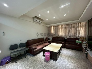 梧棲輕屋齡裝潢戶透天｜台中市梧棲區大仁路一段