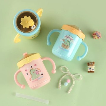 兒童吸管杯帶蓋卡通可愛牛奶杯防摔帶刻度水杯幼兒園寶寶喝水杯