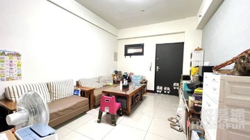 照南學區~超值 3 房+平車｜苗栗縣竹南鎮四維街