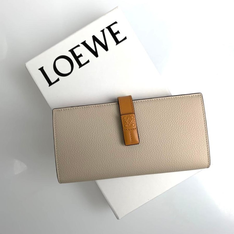 限定価格❗️LOEWE ロエベ レザー 二つ折り財布 ウォレット