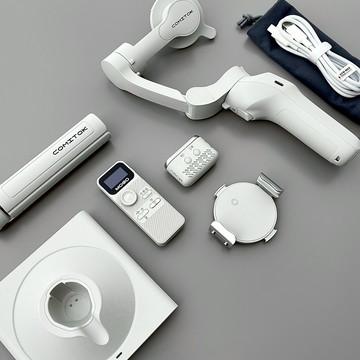 隨帶隨拍的秘密武器📷【COMITOK】MOGO 手機三軸穩定器✨輕量357g，折疊收納設計 生日禮物 (SHOPPING99)