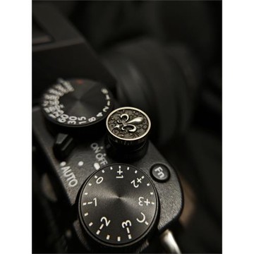 快門按鈕金屬浮雕適用富士佳能徠卡m6m9尼康索尼 相機鍵帽 鳶尾花