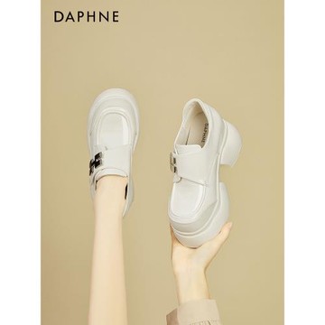 達芙妮女鞋今年流行的厚底松糕鞋女增高鞋子2025新款夏季英倫皮鞋