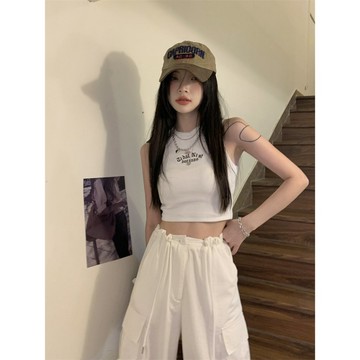 【鹿向南】吊帶背心 韓國上衣 短版上衣 無袖上衣 女生背心 美背背心 夏季背心 辣妹上衣 修身上衣 夏天上衣