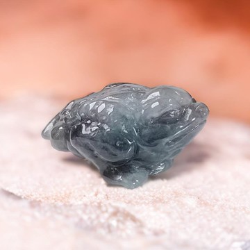 【招財神獸】烏雞翡翠三腳蟾蜍 | 天然緬甸玉A貨翡翠 | 送禮