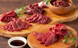 専門店おススメ! 赤身 馬刺し の 堪能 セット 合計約950g 馬肉 食べ比べ 熊本県