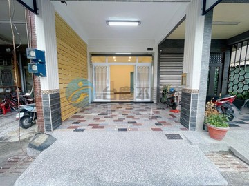 [小港捷運站]漢民商圈翻新透天｜高雄市小港區其明街