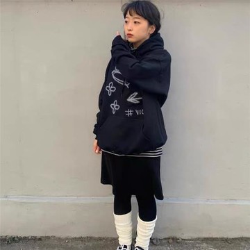 蜜桃醬/簡約兒童涂鴉畫連帽黑色春秋情侶衛衣女小眾設計感春秋款