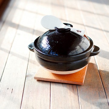 日本長谷園伊賀燒 遠紅外線節能日式炊飯鍋 1-2人 附飯勺