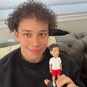 客制化人物公仔 人偶 3D人像畫 似顏繪 肖像 定制 生日 紀念 禮物