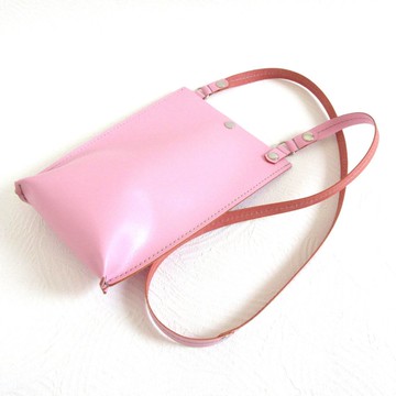 牛革・簡約斜背包・豎款・光滑皮革・粉色・0168