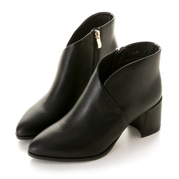 誘惑女神V口素面尖頭靴 黑 GB-29BK