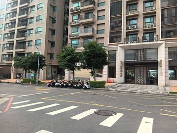 桃園閱讀萊茵電梯2房車｜桃園市桃園區龍泉六街