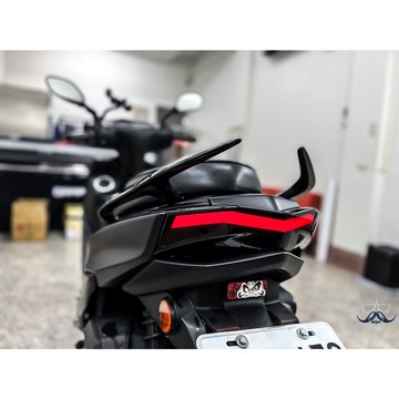 [老爸包膜店] Yamaha 勁戰四代 尾燈 專用膜 燈膜 改色 抗霧化 抗UV 改裝 黑化
