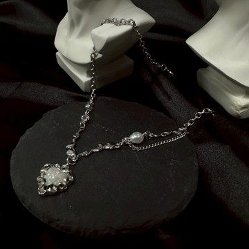 ☆LimeLight☆ 荊棘 液態 愛心 層次 不規則 珍珠 歐珀石 飾品 項鍊 INS Y2K ACC-B70007