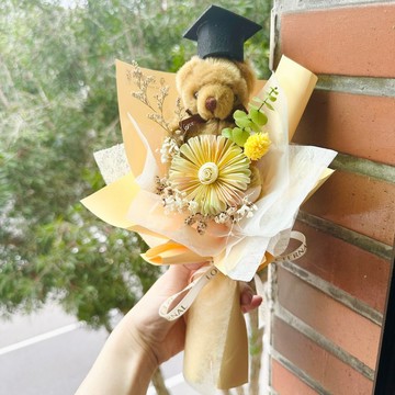 黃色小熊畢業花束 | 畢業花禮・熊熊花束