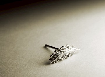 輕柔羽毛造型純銀耳環(單支/一對)