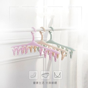 加厚日塑料晾襪架多功能折疊晾曬架涼衣架多夾子防風內褲襪子架。