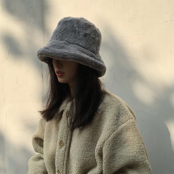 仿羊羔毛絨漁夫帽子女秋冬日系韓版潮百搭保暖時尚大頭圍ins盆帽1入