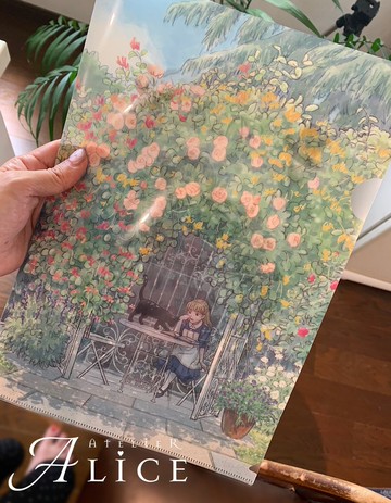 玫瑰花園裡的愛麗絲　透明資料夾