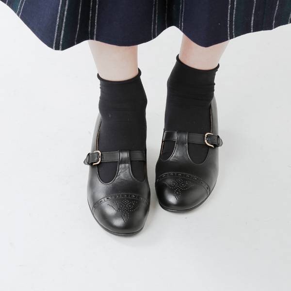 日本製 Mukava ムカバ ムカヴァ メダリオンtストラップレザーウェッジソールパンプス Mu 992 Fn サイズ交換初回無料 上質で快適 Www Bedandbiscuitspetsittingservices Com