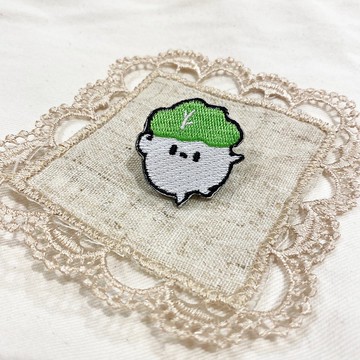 刺繡別針 - 神菜飛揚