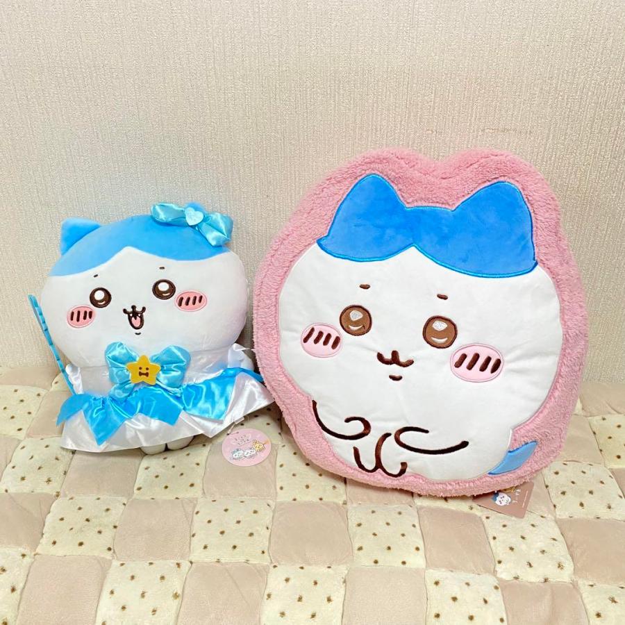 まじかるちいかわ もこもこダイカットクッション ハチワレがいっぱい