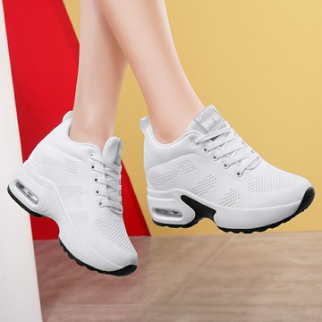 春夏透氣網面跳舞鞋女軟底廣場舞鞋內增高鞋時尚鬼步舞鞋舞蹈鞋