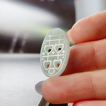 飄花翡翠囍字玉片| 天然緬甸A貨翡翠 | 送禮