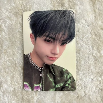 ⭐韓國代購正版預售⭐yzy集合特典卡zb1 got7金志桓石馬修ateez中文卡背醜卡美男
