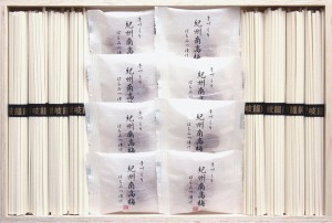  紀州南高梅・讃岐うどん詰合せ(木箱入) 紀州南高梅はちみつ漬け・讃岐うどん(50g) ×各8