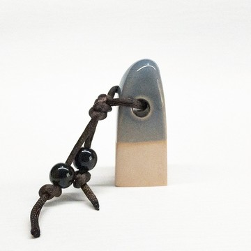 【地面上的行星】純手工客製化陶瓷印章 - 尖頭灰藍星