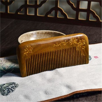 天然雕刻綠檀木雕花方形造型木梳