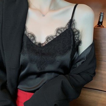 黑色性感蕾絲大碼吊帶背心女西裝內搭V領綢緞面打底衫顯瘦上衣夏