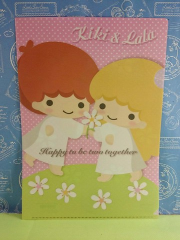 【震撼精品百貨】Little Twin Stars KiKi&LaLa 雙子星小天使 A4分頁夾 白點 震撼日式精品百貨