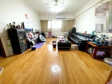 漢民商圈餐旅學院溫馨大四房+車位｜高雄市小港區漢民路