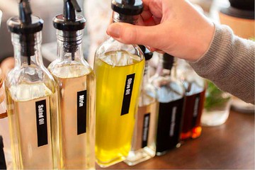 Brother TZe-335 特殊規格標籤帶 ( 12mm 黑底白字 )